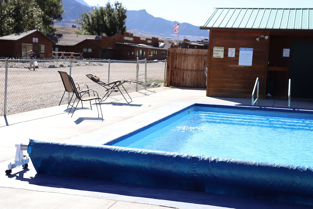Yellowstone Valley Inn - photo 40