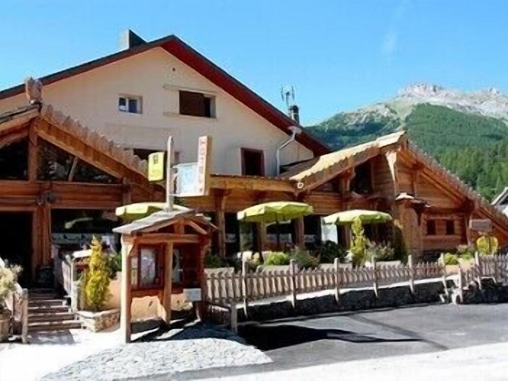 L'Ecureuil — hotel in Saint-Etienne-De-Tinee