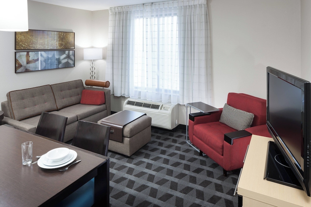 TownePlace Suites by Marriott Columbia Southeast Fort Jackson - photo 10