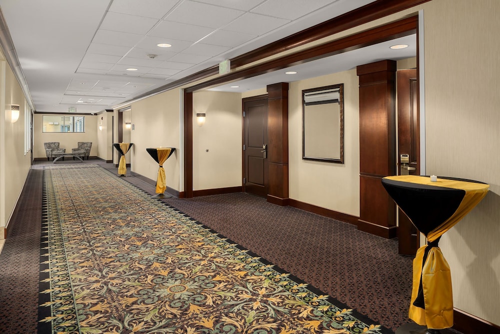 Staybridge Suites Everett Paine Field by IHG - photo 78