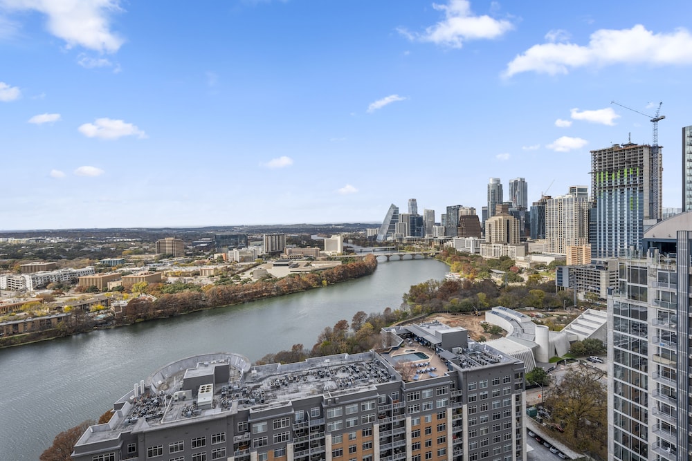 Austin Condo Hotel - photo 686