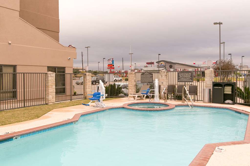 Comfort Suites Austin NW Lakeline - photo 25