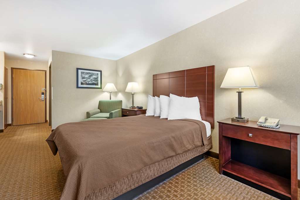 Best Western Wittenberg Inn - photo 12