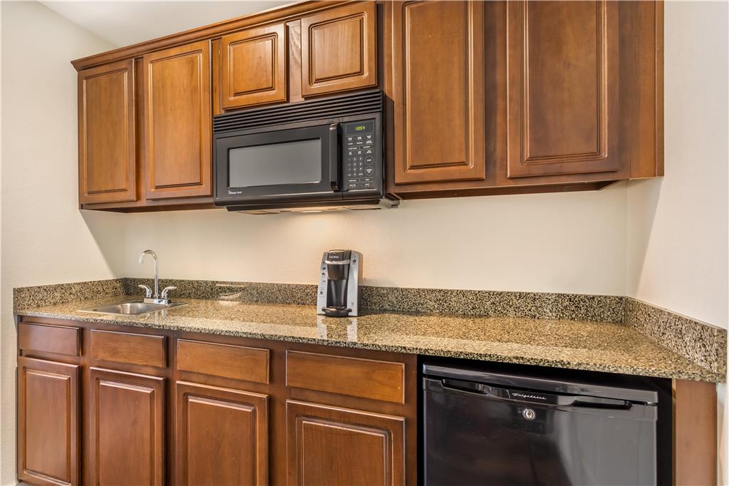 Best Western Plus Valdosta Hotel & Suites - photo 38