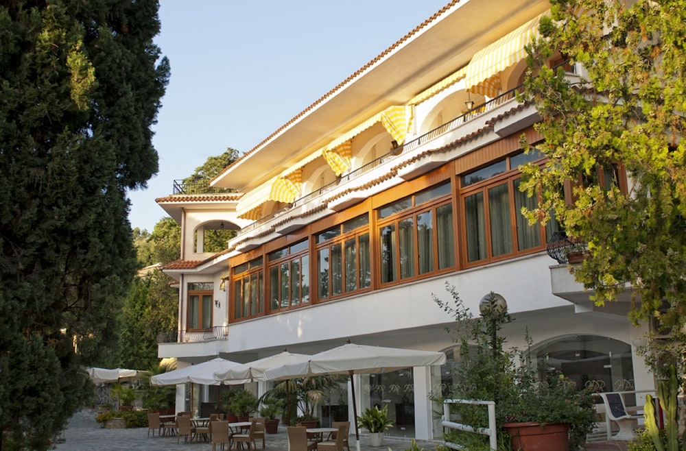 Hotel Paradiso Residence — 4-Star Luxury Hotel in Santa Maria, Italy