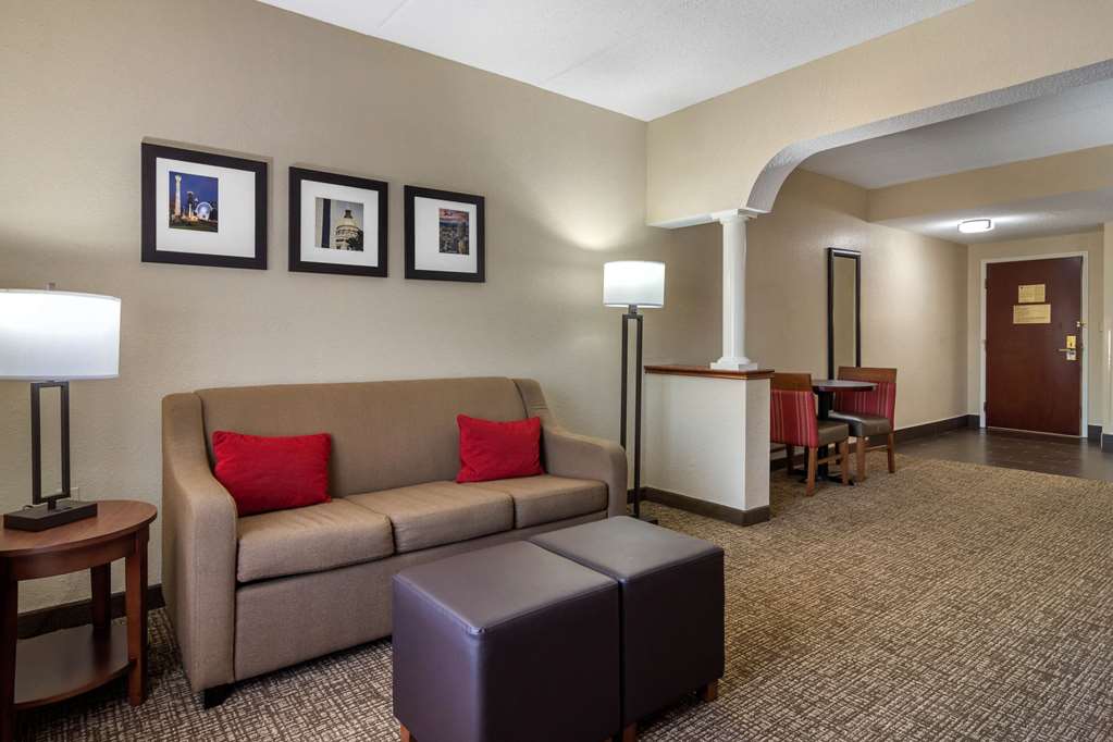 Comfort Suites Woodstock Atlanta North - photo 26