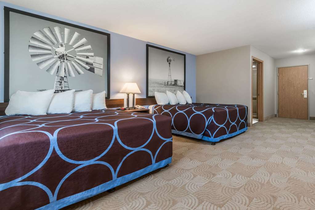 Super 8 by Wyndham Beloit KS - photo 6