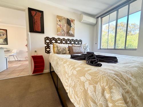City Escape Getaway Subiaco 1Bedrm Unit — 4-Star Luxury Hotel in Perth, Australia