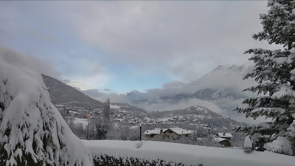 La Roche Hotel Appartments in Aosta, Italy