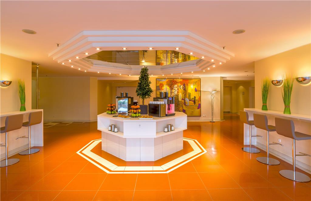 Meeting coffee break