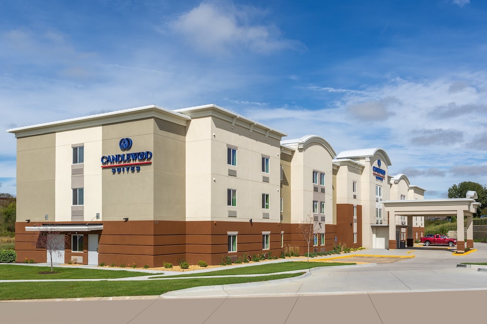 Candlewood Suites Davenport an IHG Hotel - featured photo