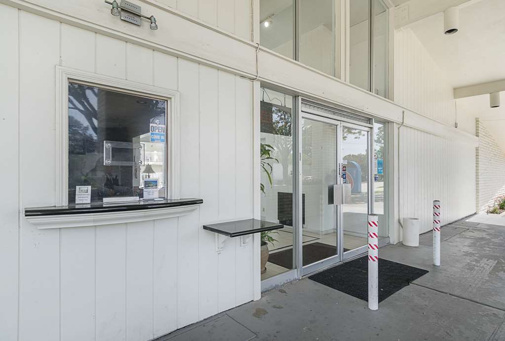 Motel 6 Santa Maria CA South - photo 23