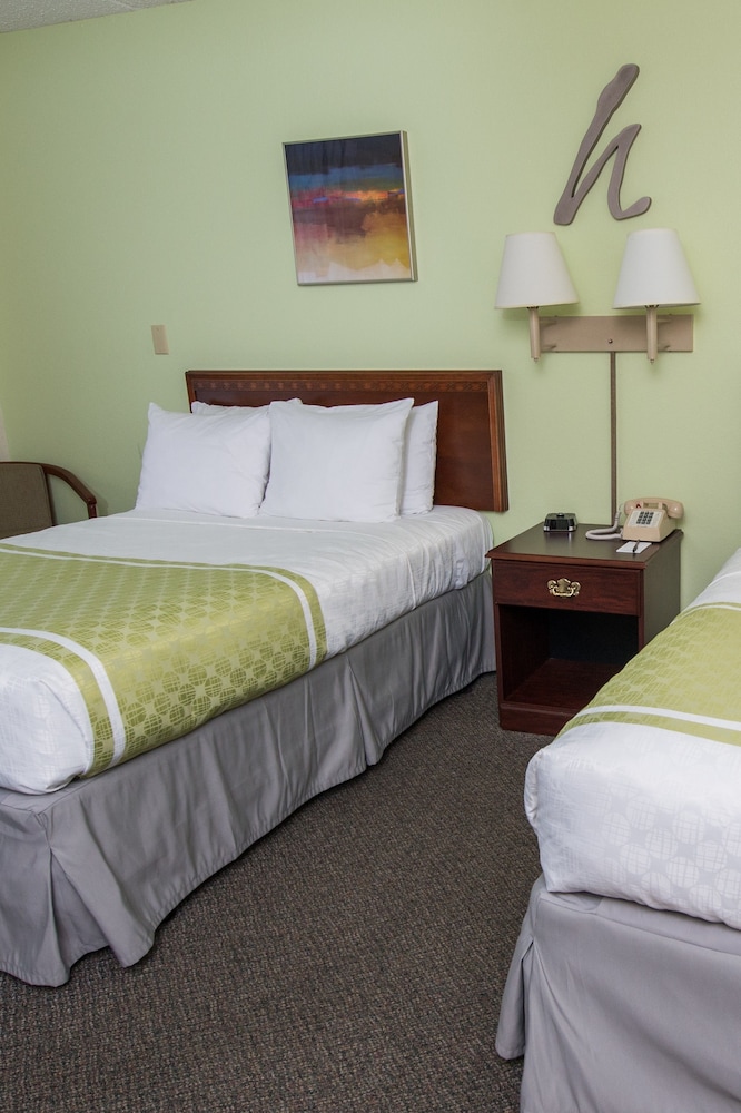 The Hope Hotel and Richard C. Holbrooke Conference Center - photo 12