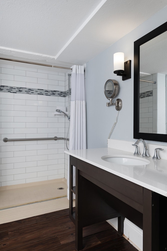 Club Wyndham Riverside Suites - photo 12