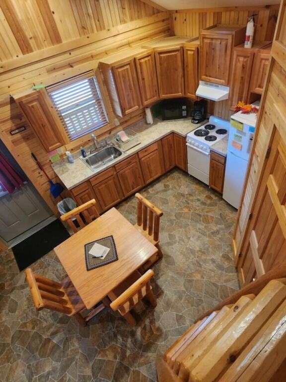 Creekside Resort - photo 10