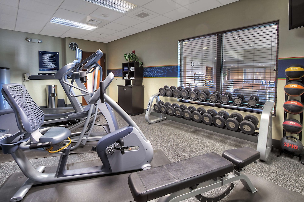 Hampton Inn Great Falls - photo 25