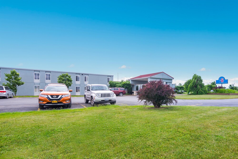 Motel6 Oriskany NY - photo 49