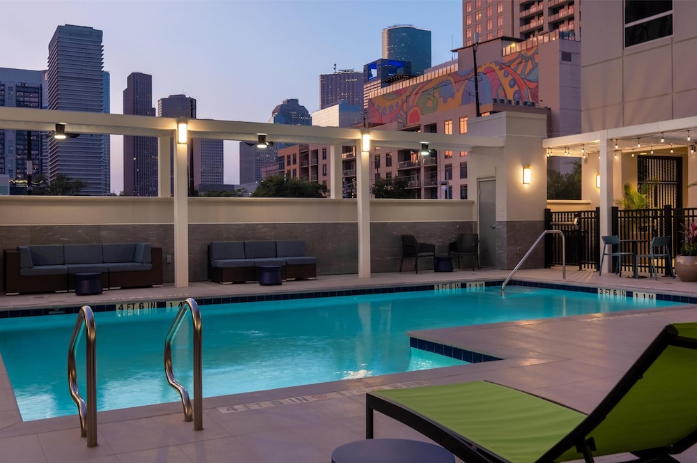 Home2 Suites by Hilton Houston Downtown Convention Center - photo 20