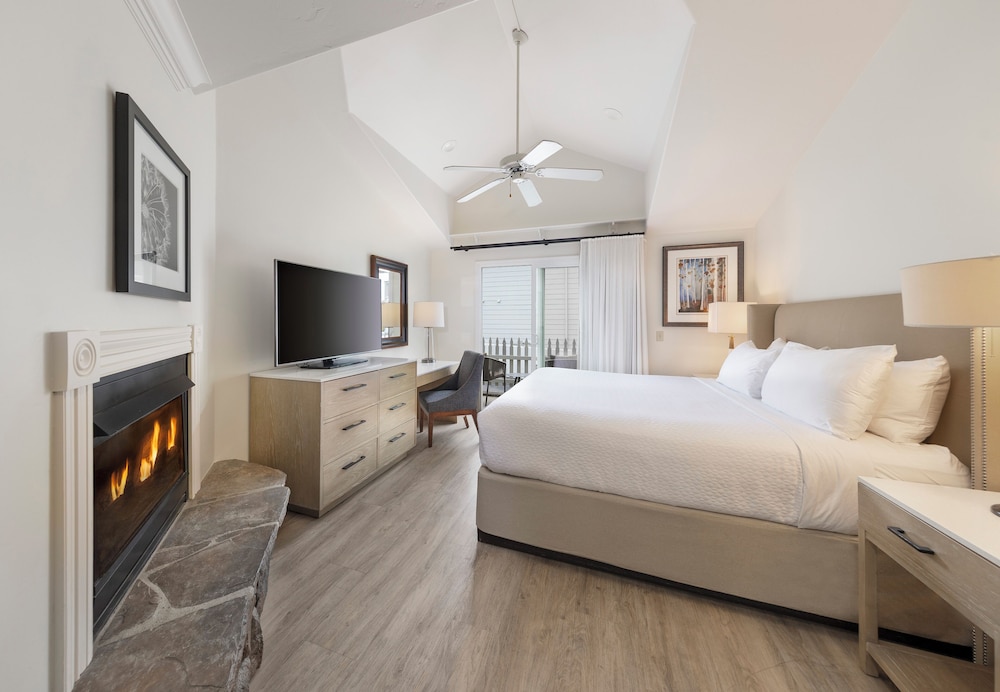 Pelican Inn & Suites - photo 7