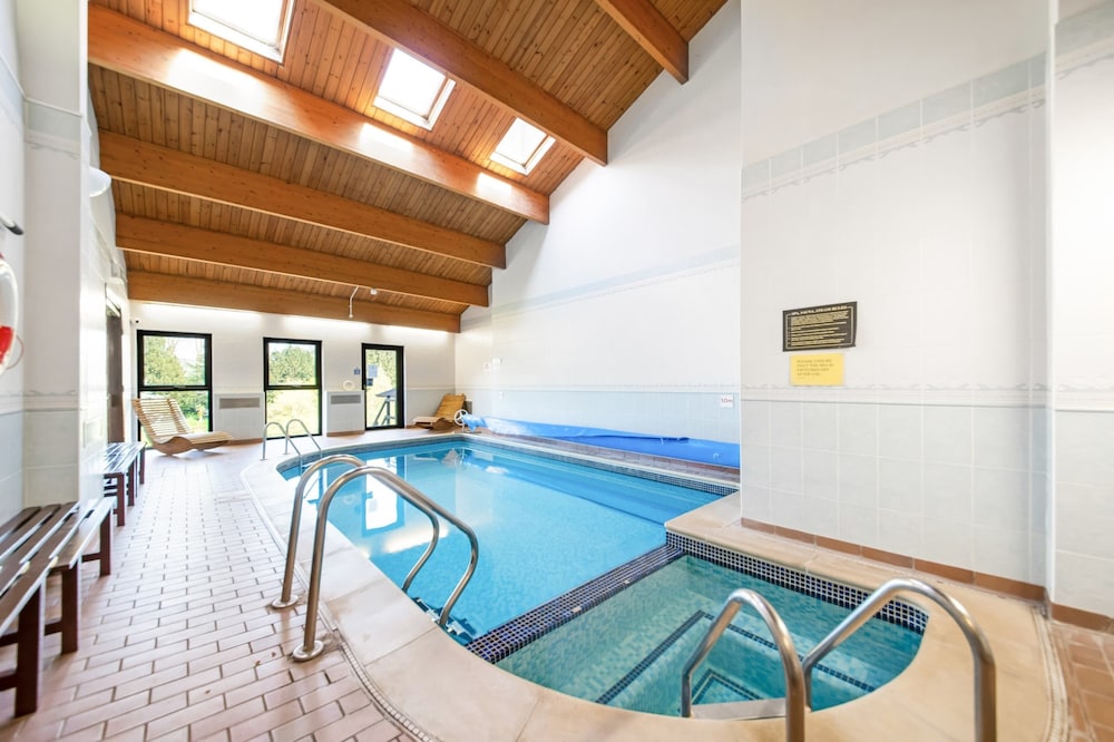 Finest Retreats Roulston Hall Apt — 4-Star Luxury Hotel in Thirsk, United Kingdom