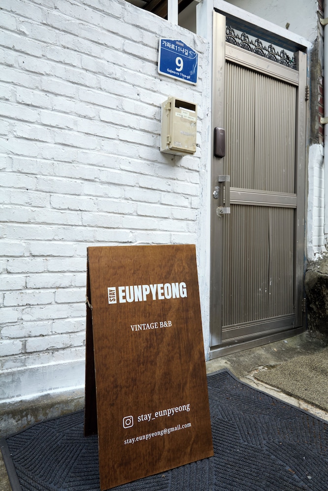 STAY Eunpyeong Vintage Portland Private House — 4-Star Luxury Hotel in Seoul, South Korea