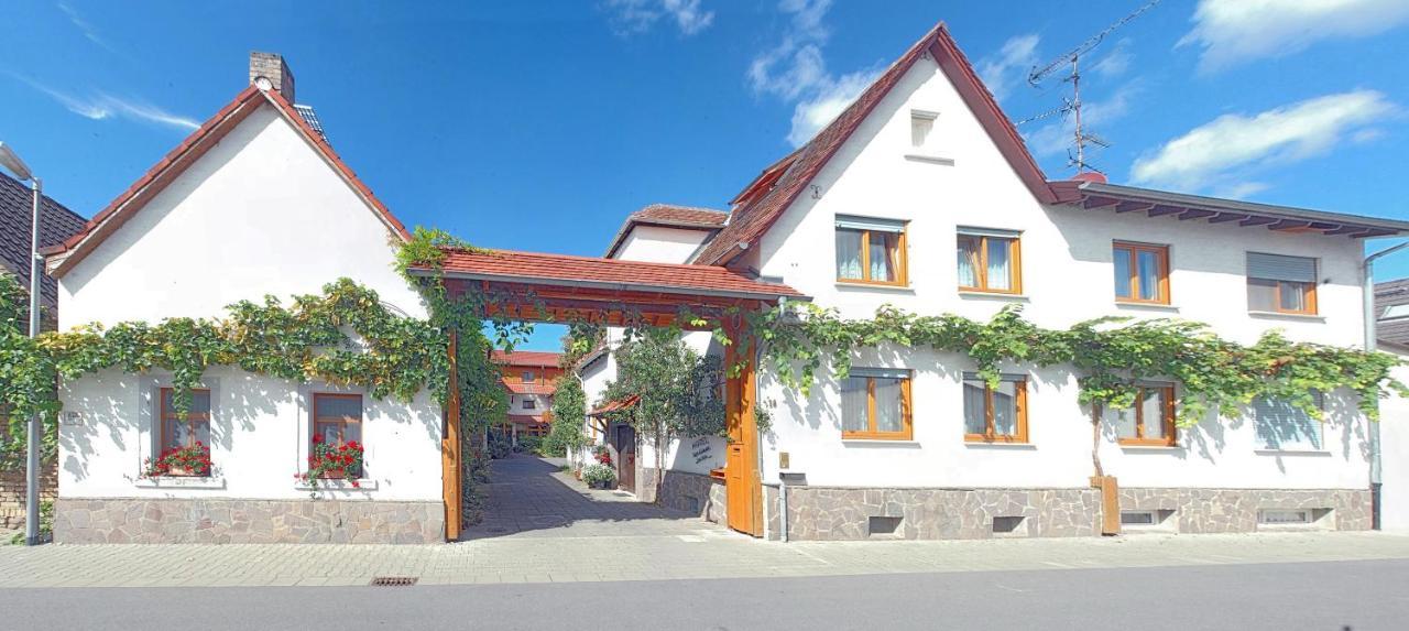 Hotel Bett & Frühstück — hotel in Riedstadt