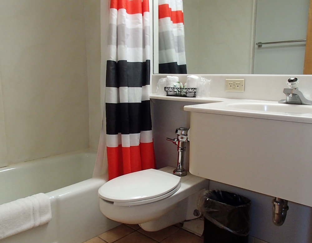 Rutgers University Inn and Conference Center - photo 13