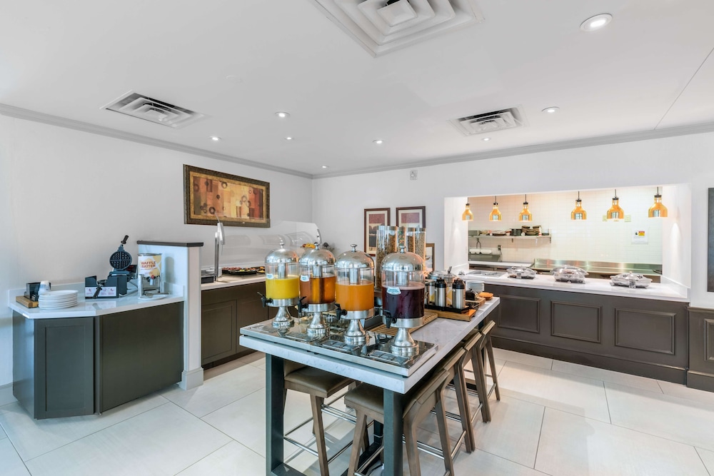 Hilton Garden Inn Houston Sugar Land - photo 36