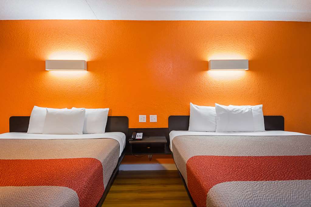 Motel 6 Garland TX Northeast Dallas - photo 20