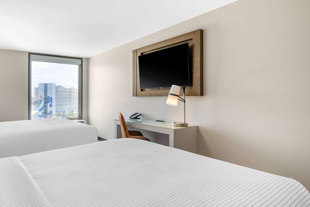 Cambria Hotel Orlando Universal Blvd - photo 37