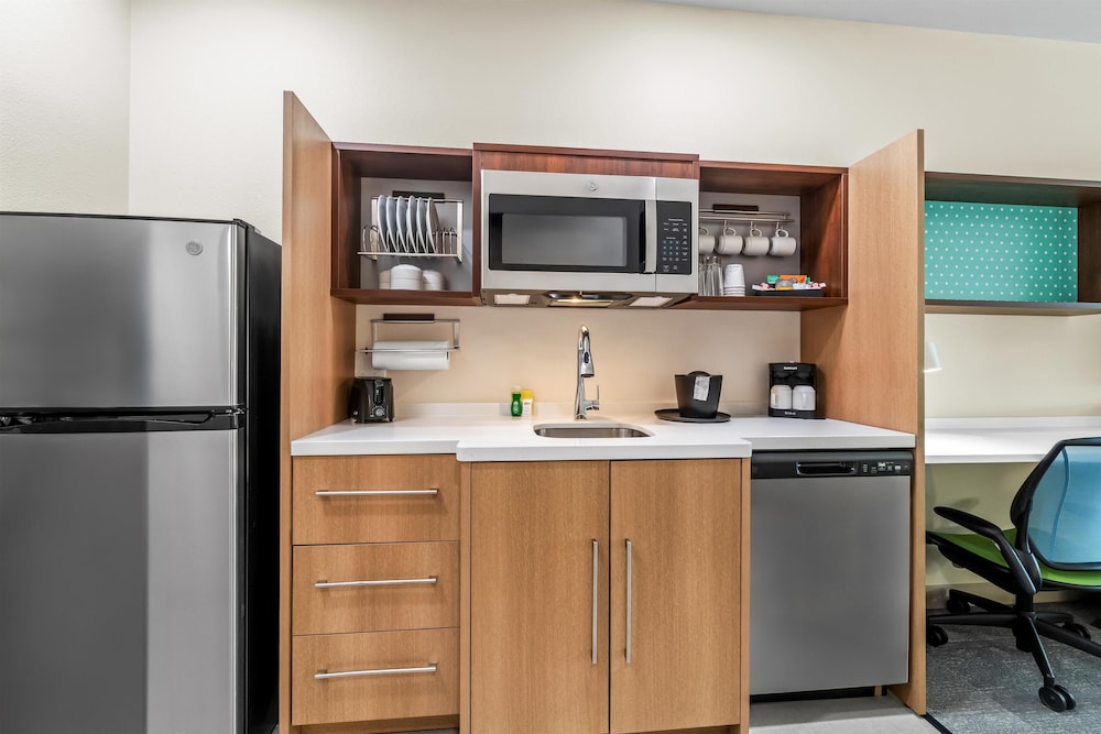 Home2 Suites by Hilton Marion - photo 12