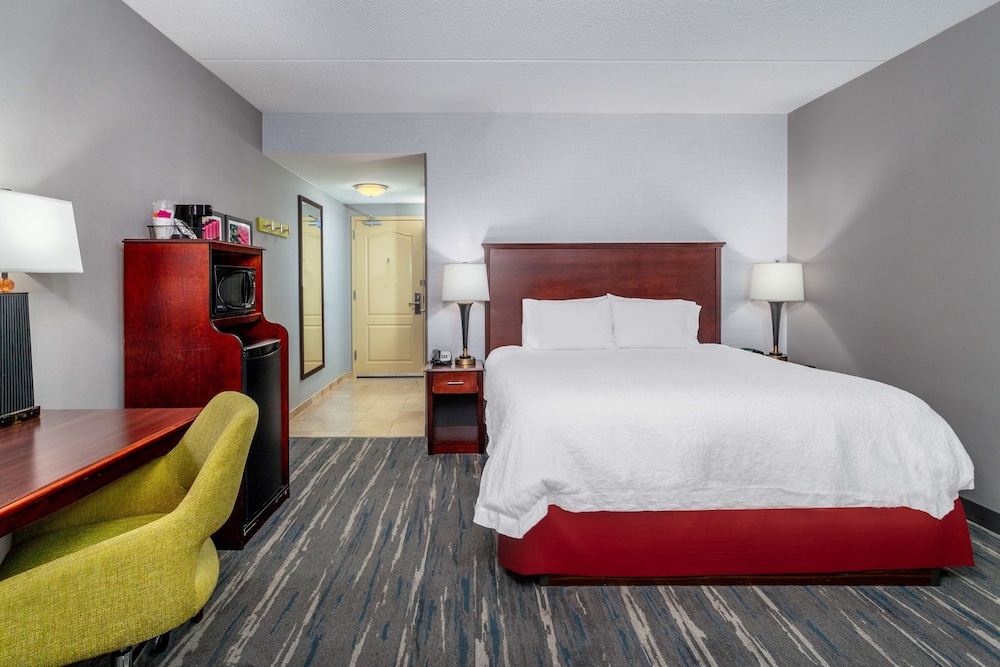 Hampton Inn Suites Minneapolis St Paul Arpt Mall of America - photo 16