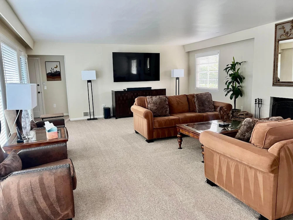 Mv14: Beach Retreat Close To the Beach And Carmel — hotel in Carmel