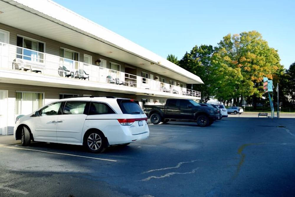 Lockview Motel - photo 52