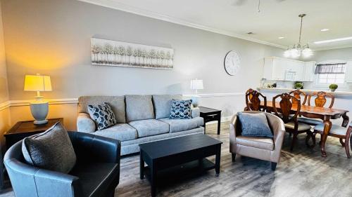 Memorable stay at cozy 2BR condo in Magnolia — 4-Star Luxury Hotel in Myrtle Beach, United States
