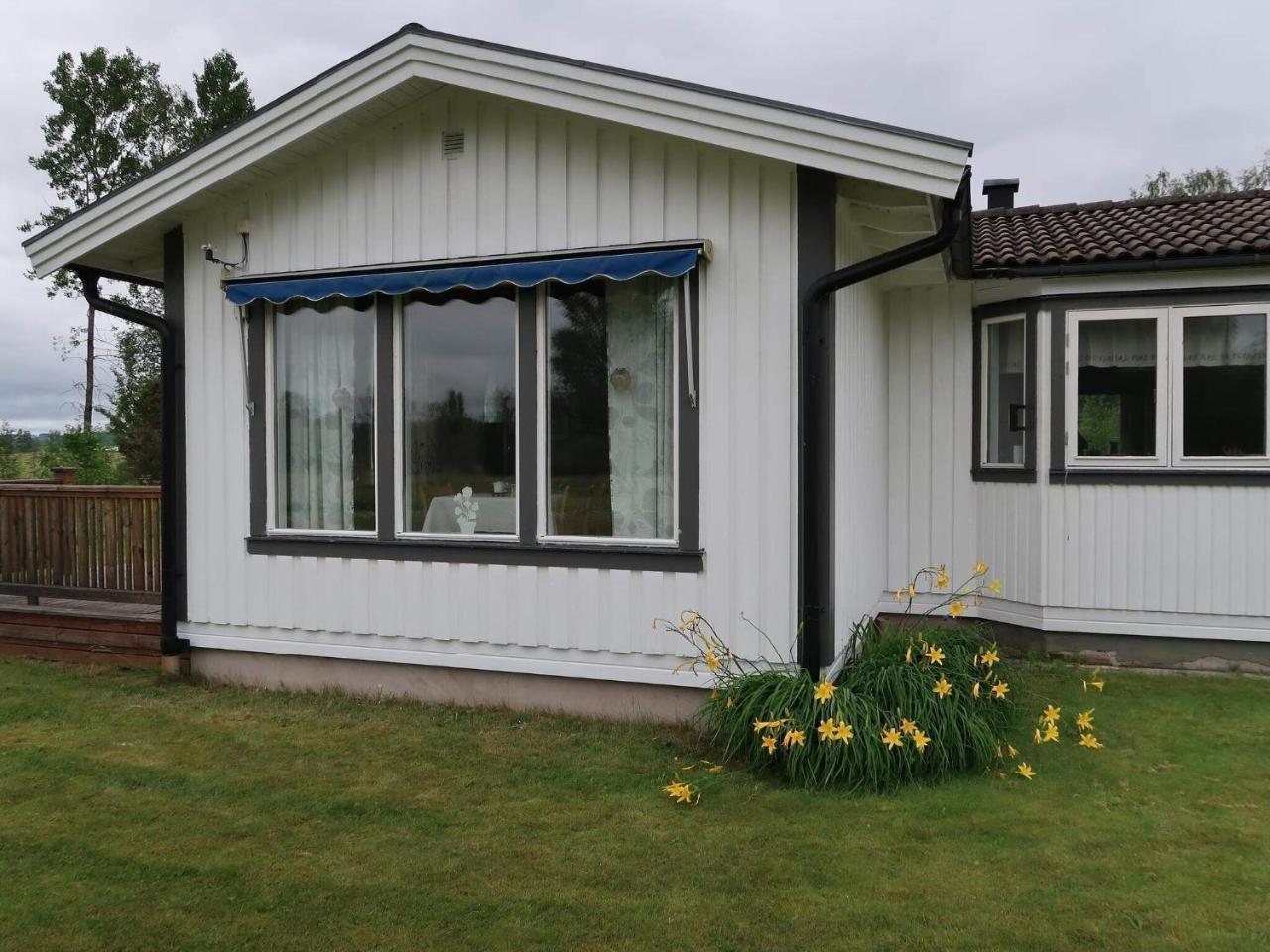 6 Person Holiday Home In Sunne By Traum 20214110 — Sunne