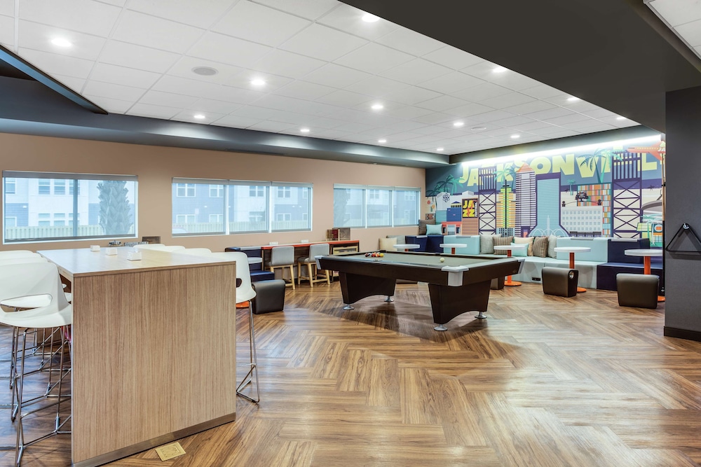 Tru By Hilton Jacksonville St Johns Town Center - photo 2