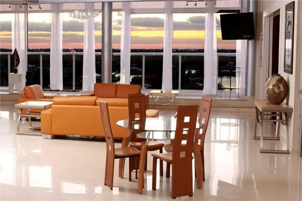 Ocean Manor Beach Hotel - photo 103
