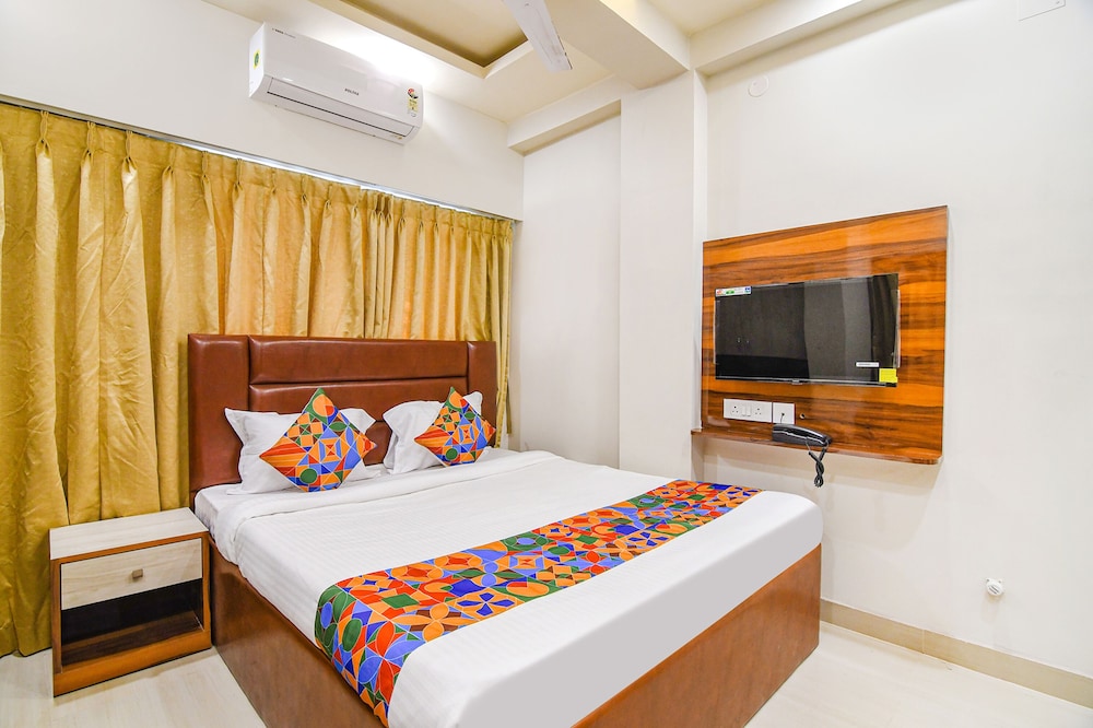 Fabhotel The Luxurie International