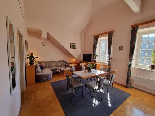 Apartma Vrtnica Vila Golf — 4-Star Luxury Hotel in Rogaska Slatina, Slovenia