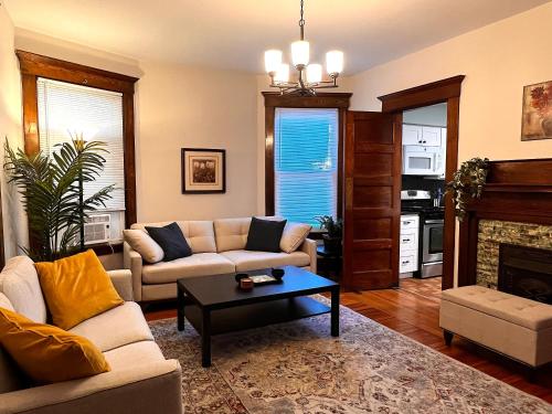 Comfortable and Tranquil 1st Fl — 4-Star Luxury Hotel in New Haven, United States