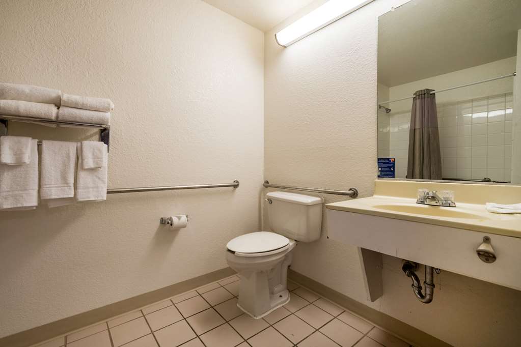 Studio 6 Extended Stay Duluth GA Atlanta Gwinnett Place - photo 23
