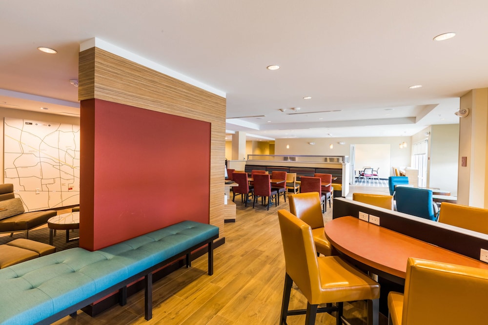 TownePlace Suites by Marriott Portland Beaverton - photo 17