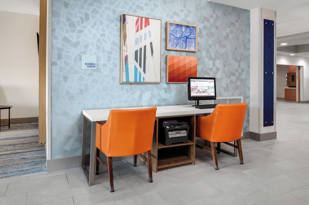 Holiday Inn Express Kearney by IHG - photo 30