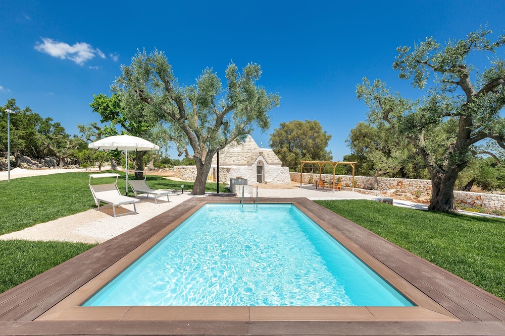 2456 Trullo Venti by Perle di Puglia — 4-Star Luxury Hotel in Ostuni, Italy