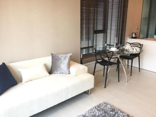 Urban Luxury One Bedroom