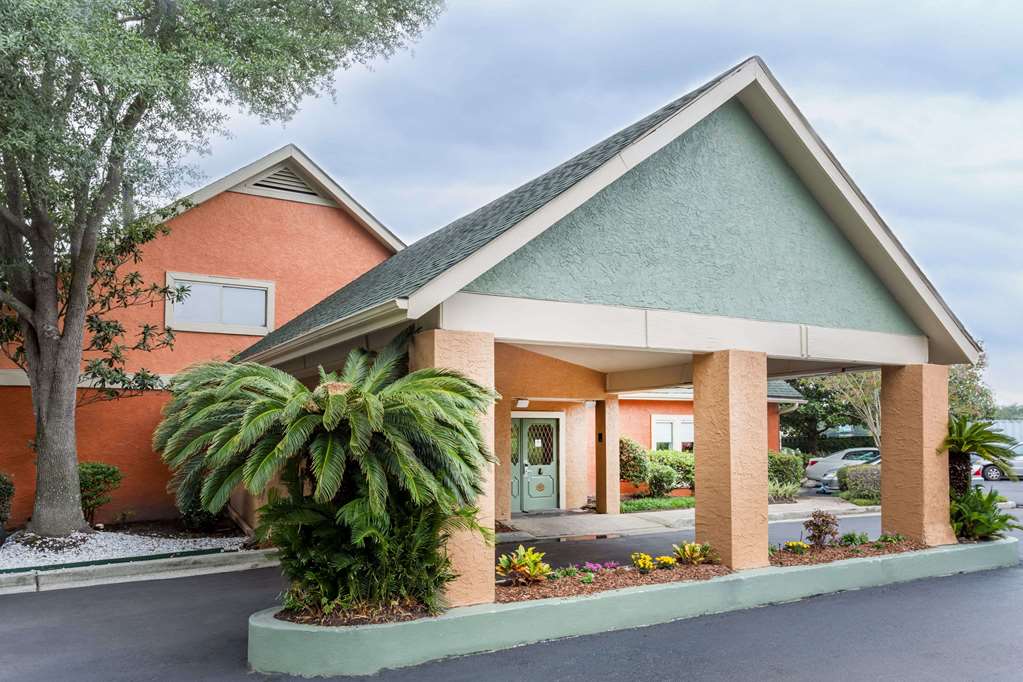 Hawthorn Suites by Wyndham North Charleston SC - featured photo