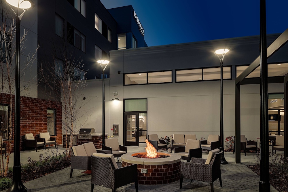 Residence Inn by Marriott Columbus Airport - photo 27