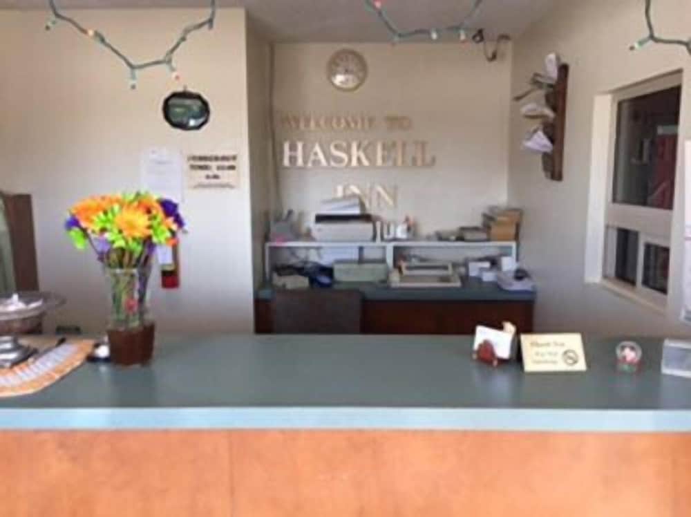 Haskell Inn - carbon neutral hotel in Haskell