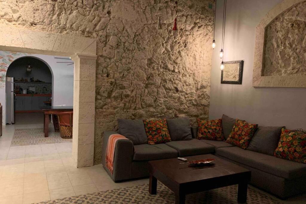 Casa El Flamboyán dentro de la ciudad amurallada — 4-Star Luxury Hotel in Campeche, Mexico